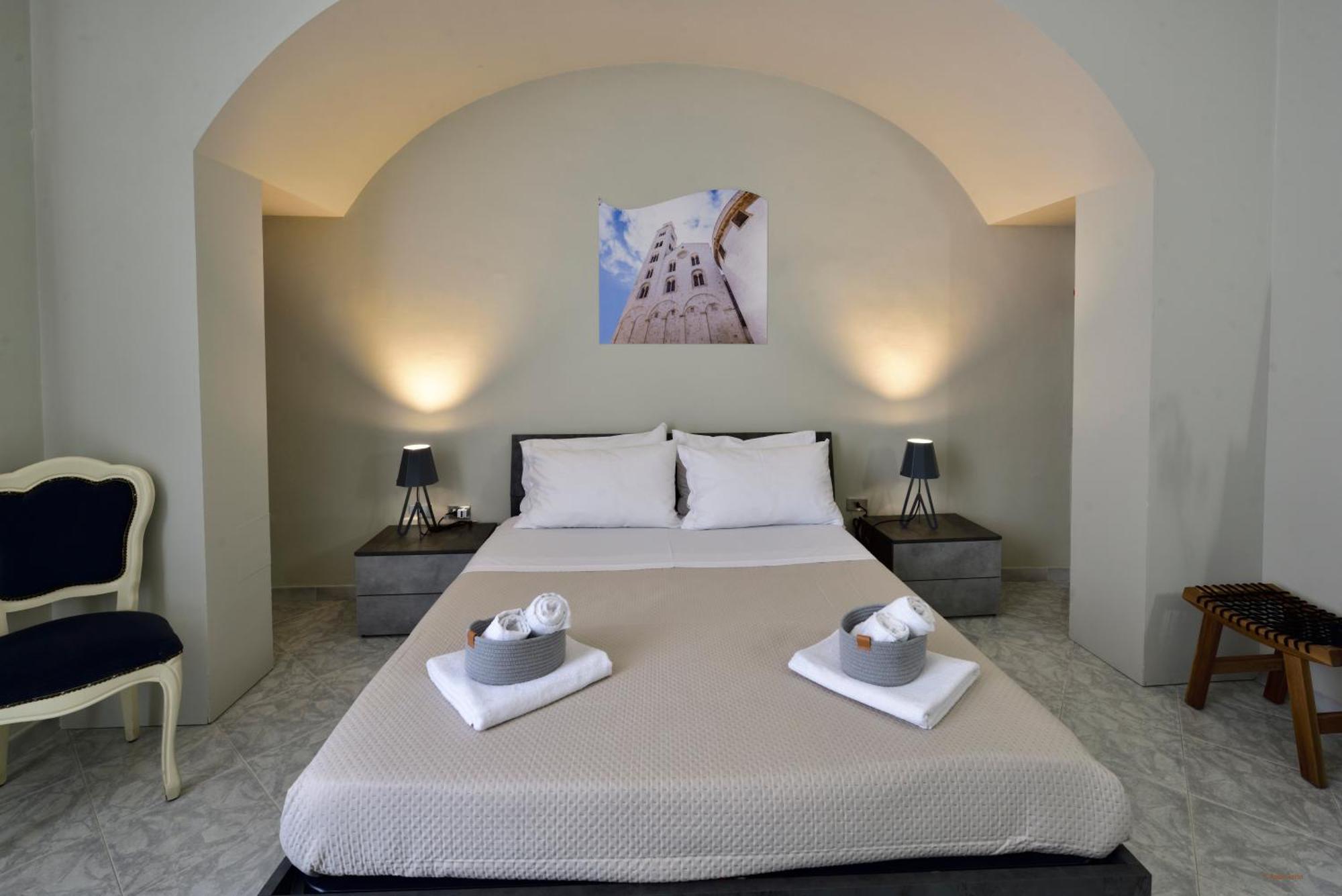 Ciaobari Apartment - Elegant 4 Bedrooms In The Heart Of Old Town Exterior photo