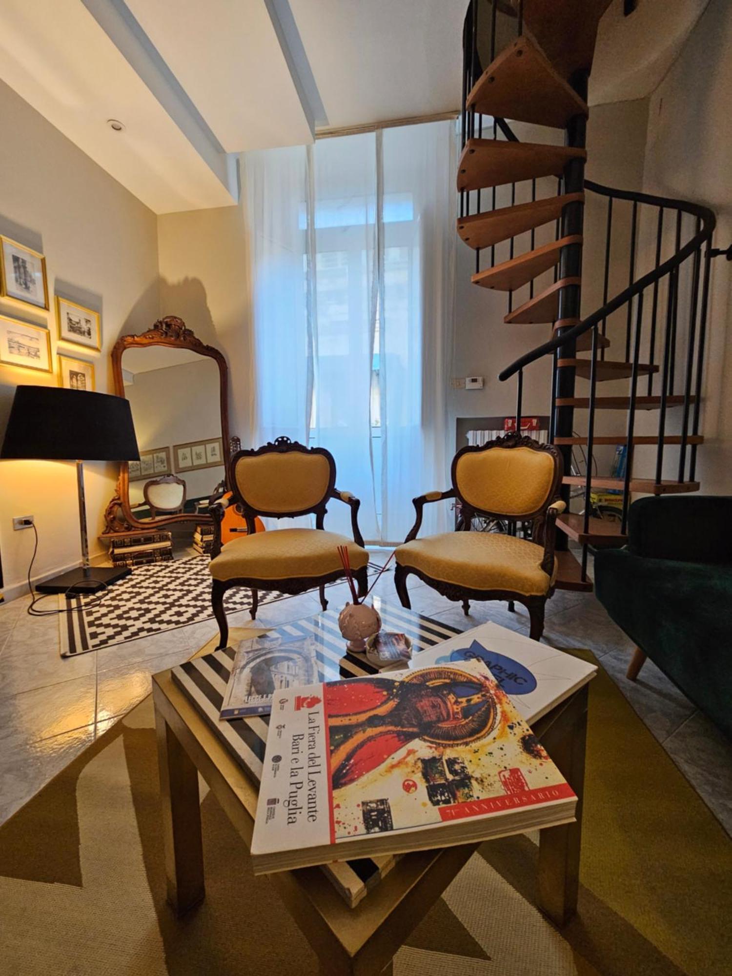 Ciaobari Apartment - Elegant 4 Bedrooms In The Heart Of Old Town Exterior photo